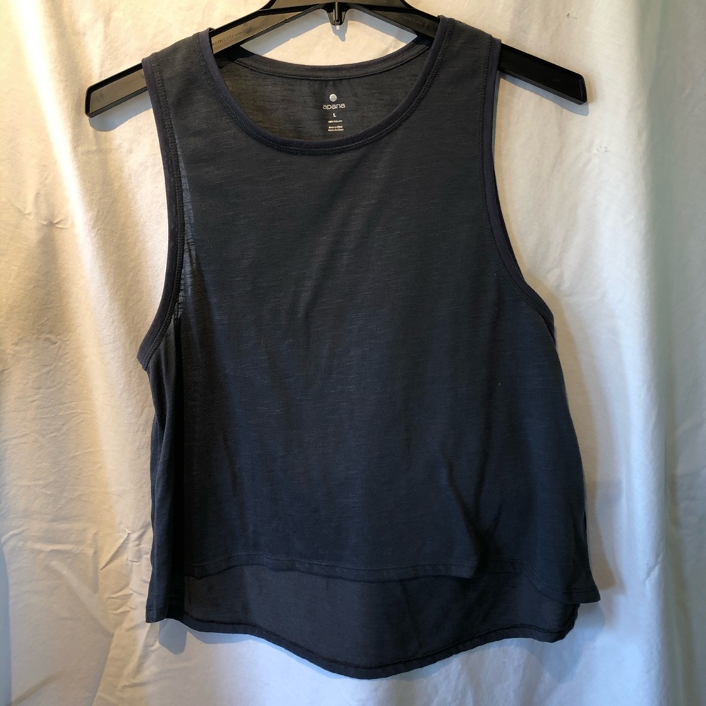 Gray tank top